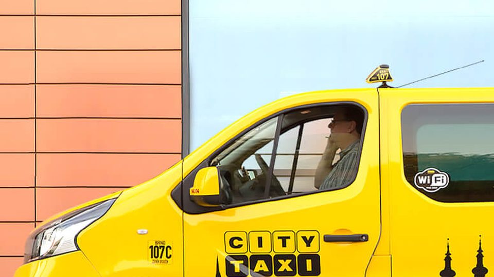 Vícemístný vůz City Taxi Brno